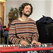 CLASES de PIANO (presencial y online), pianista profesional y compositor graduado C.S.M. Manuel Castillo (Piano Jazz)